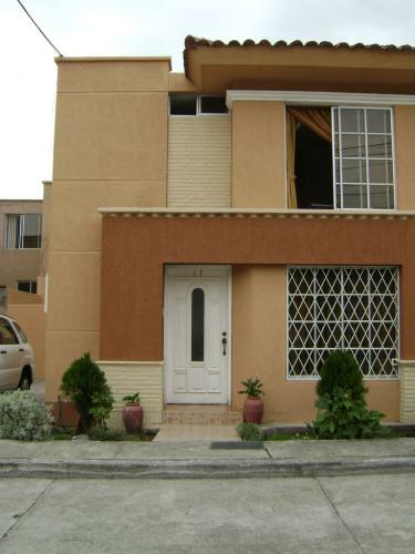 VALLE DE LOS CHILLOS VIA AL TINGO $ 58000