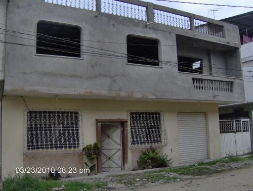 Vendo casa de oportunidad al Sur de Guayaquil.
