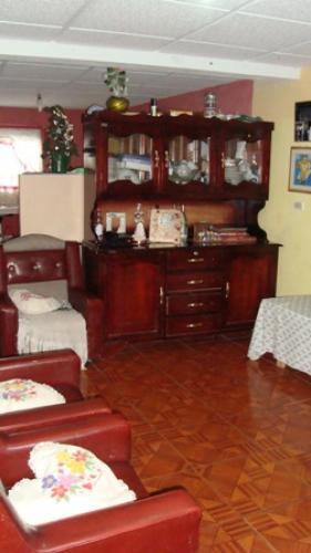 POR VIAJE DE OPORTUNIDAD CASA SECTOR BAÑOS BARRIO LAS PEÑAS