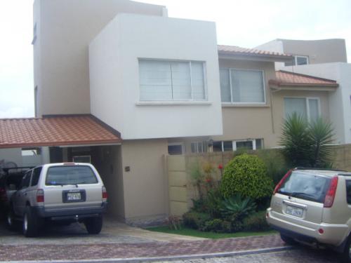 CUMBAYA VENTA DE CASA EXCELENTE UBICACIÓN (PA)