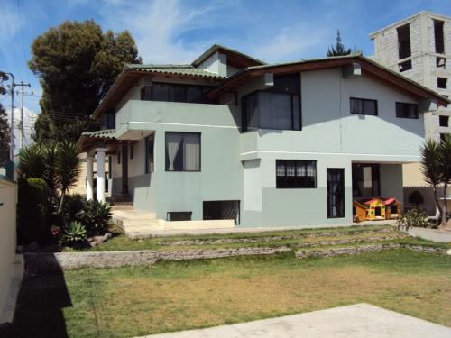 Hermosa amplia casa lujosa