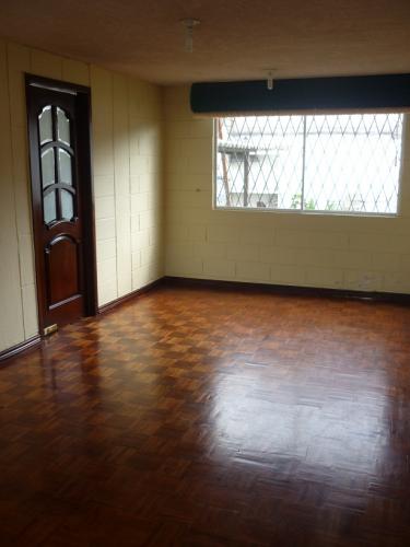 Vendo Casa 3 dormitorios 95m2 terreno 205m2 Urb. San José de Moran.