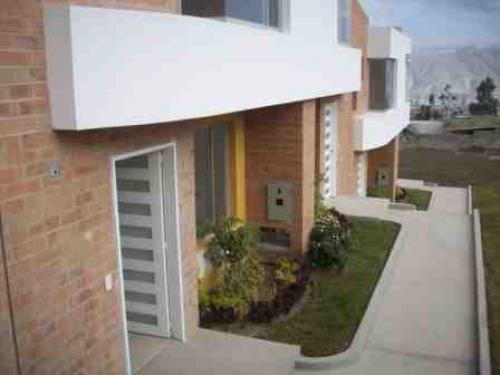 Vendo casa nueva en San Antonio de Pichincha