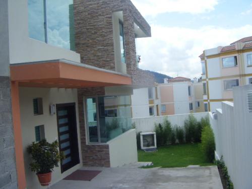 CASA DE VENTA LA PRIMAVERA II (MODERNA)