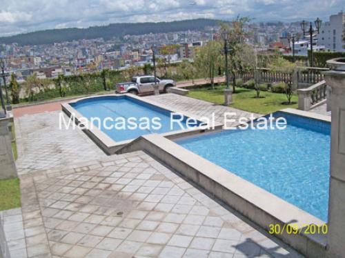 Elegante Departamento en Villa Regina Quito Tenis con Jardin y Terrazas 
