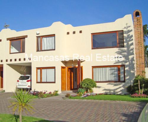 Hermosa Casa de Venta en Tumbaco, Sector Ventura Mall,