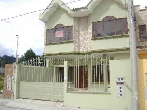 M-25692 CASA POR ESTRENAR EN RICAURTE (casasencuencaecuador)