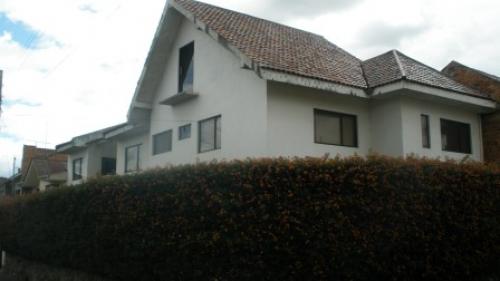 MI-28538 CASAS EN CUENCA ECUADOR. COM (COLISEO MAYOR) 