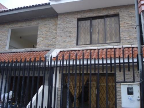 M-30092 CASAS EN CUENCA ECUADOR VENDE CASA EN AVENIDA LOJA