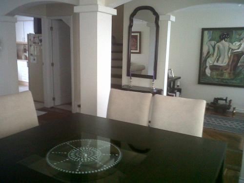 FINANCIE CON EL BANCO DE GUAYAQUIL COMPRA DE CASA SECTOR COLEGIO, EMBAJADA AMERICANA