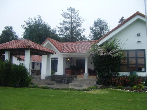 HERMOSA CASA DE UNA PLANTA