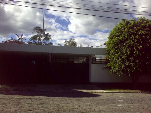 CASA EN JACARANDA TERRENO 1200 M2