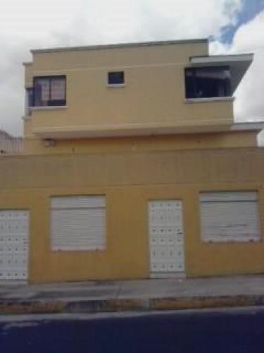 HERMOSA CASA EN PONCEANO EN UNA ZONA EXCLUSIVA 