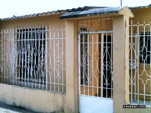 DOS CUADRAS RIOCENTRO E HIPERMARKET NORTE  ROSALES 2