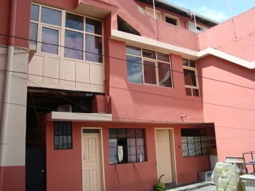 CASA RENTERA EN VENTA CHIMBACALLE - QUITO
