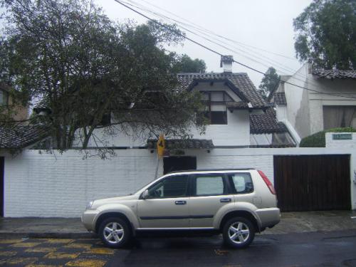 Preciosa casa de venta en el Batán Alto