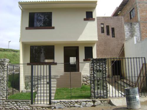 BIENES RAICES VENDE CASA POR MUTUALISTA AZUAY VISITE:casasencuencaecuador