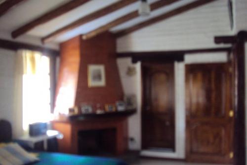 VENDO MITAD MUNDO CASA INDEPENDIENTE  2 DORMITORIOS  $93000