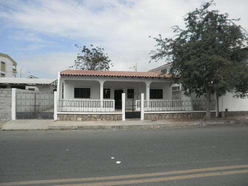 CASA EN SALINAS 