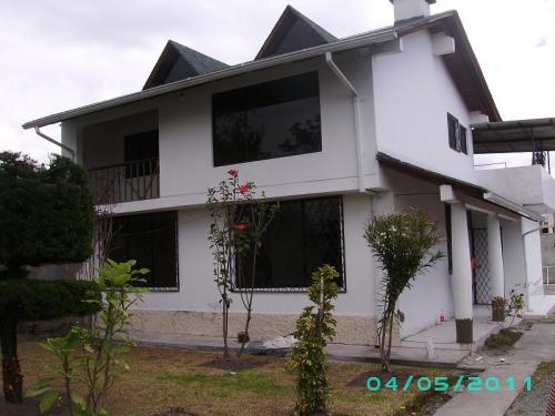 CASA DE VENTA EN EL VALLE DE LOS CHILLOS , SANGOLQUI, LA VICTORIA 