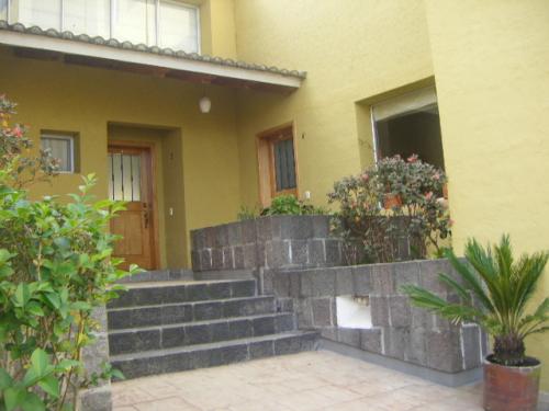 Casa de venta 220 m2 sector Colegio Sek en Conjunto cerrado