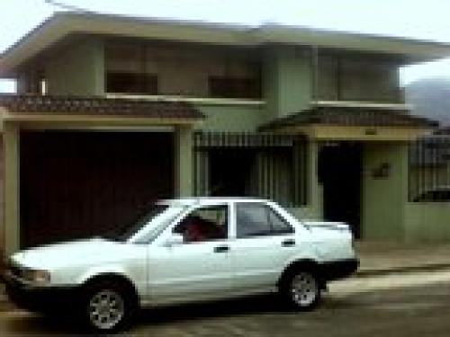 CASA LUJO PONCIANO ALTO . ALTA PLUSVALIA NEGOCIABLES 262.000 CEL.- 093757412  .Casa de Lujo Sector Ponciano Alto cerca Colegio Einstein, VALOR $ 262.0