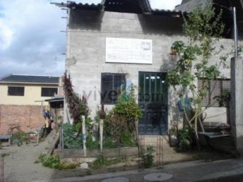 M-36798-VENDE CASA EN LA CATOLICA