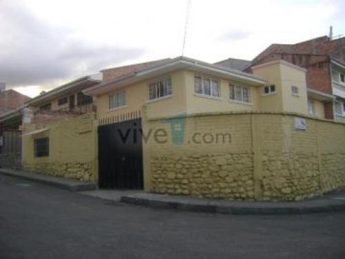 E-32555-VENDE CASA EN MIRAFLORES