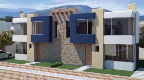 Casa en Conocoto, Rodeada de un Gran Jardin 