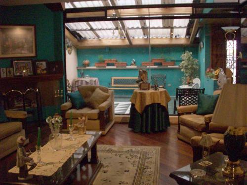 Vendo casa grande ideal para negocio y vivienda sector Jipijapa