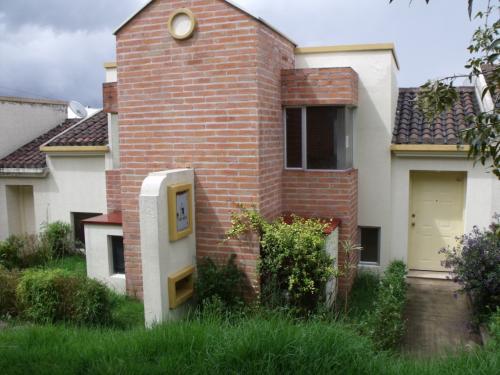 HERMOSA CASA PORTAL DE CAPRI 1 CARRETAS DE CARCELEN