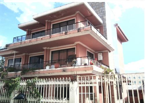 VENDO CASA RENTERA EN CUENCA ECUADOR