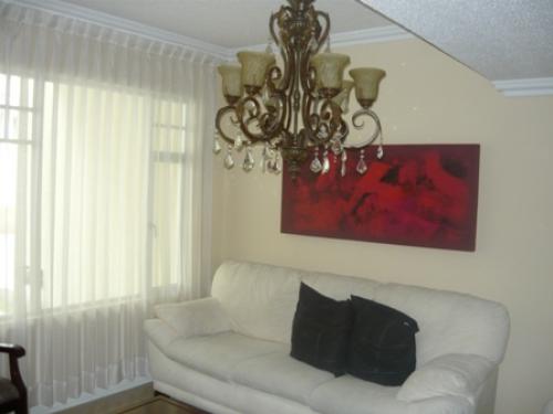 CASA DE VENTA DENTRO DE UN CONJUNTO