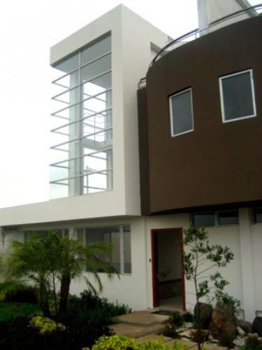 CASAS AL NORTE DE SOLCA!