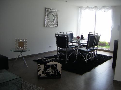 CUMBAYA CASAS MODERNAS DE VENTA, POR ESTRENAR