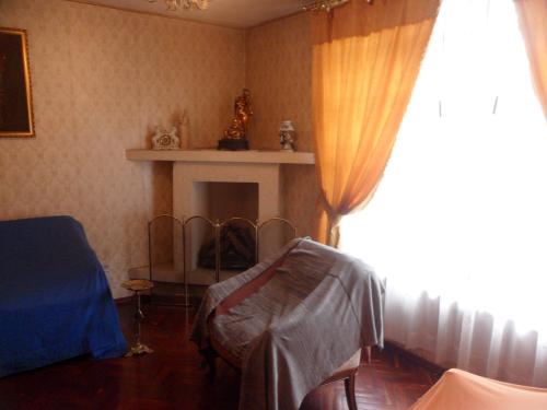 HERMOSA CASA GRANDE ESQUINERA EN LA MAGDALENA