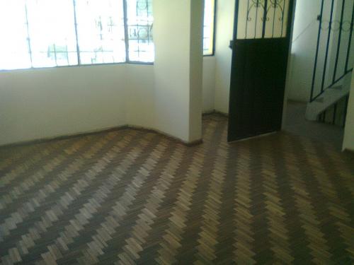 Casa de oportunidad en Solanda 4 pisos