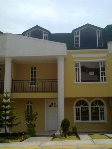 SE VENDE CASA DE OPORTUNIDAD