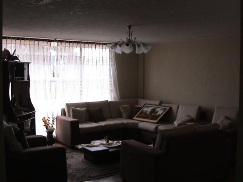 CASA RENTERA URB. SAN FERNANDO