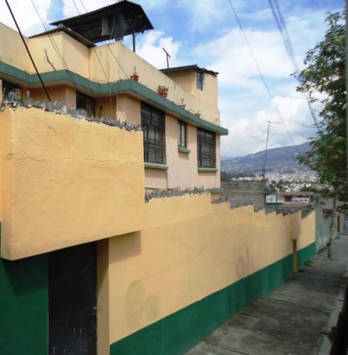 VENDO CASA RENTERA SUR DE QUITO