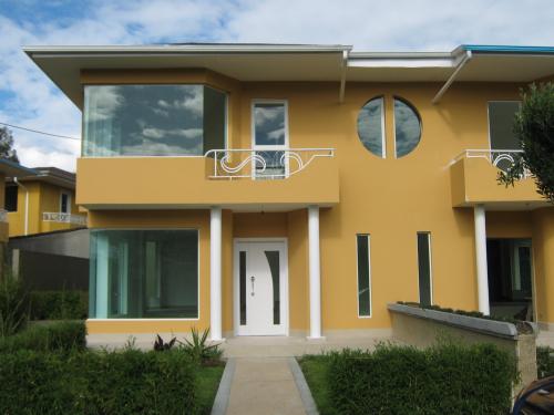 HERMOSAS CASAS EN SAN RAFAEL