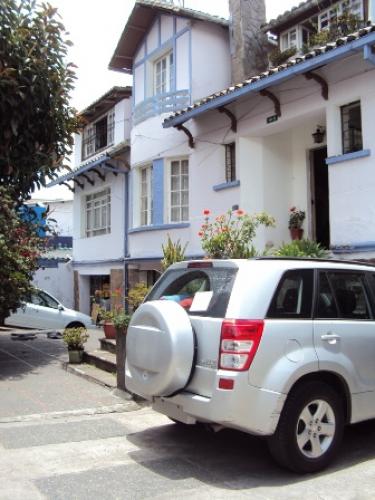 VENTA CASA EN LA FLORESTA IDEAL PARA RESTAURANTES ES PATRIMONIO CULTURAL