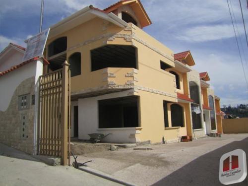 (Cv113 – 114) 3 Casas amplias sector Las Pencas