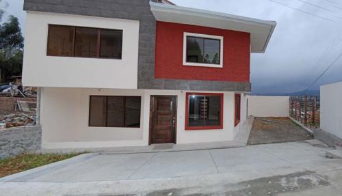 VILLA X ESTRENAR SECTOR PENCAS ALTAS