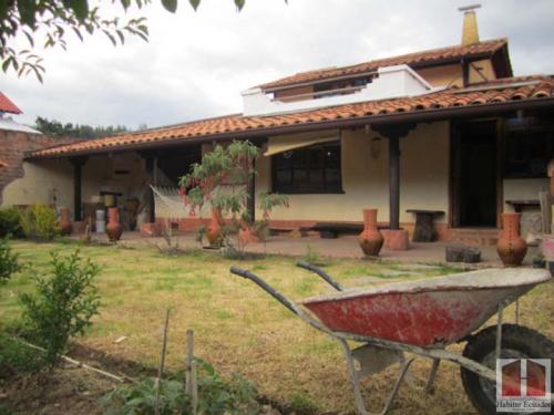 Hermosa casa de habitación rustica sector Ordóñez Lasso
