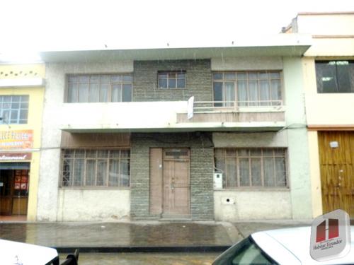 Casa Central con terreno