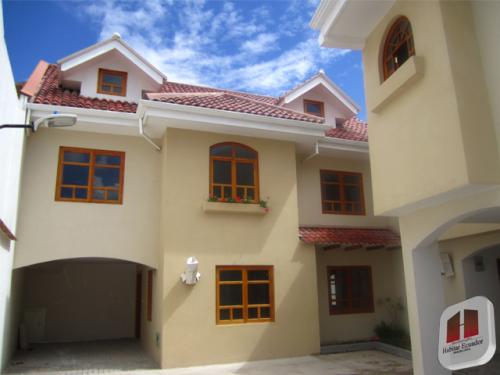 Casa excelentes terminados tras la Quinta Lucrecia