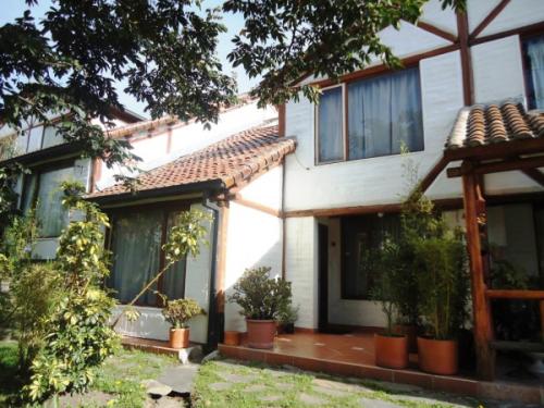 SE VENDE CASA  RUSTICA AMPLIADA SANGOLQUI