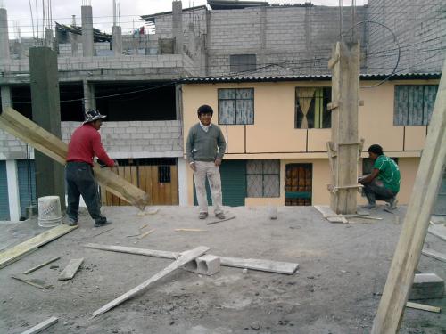 TE AYUDAMOS A CONSTRUIR LA CASA DE TUS SUEÑOS