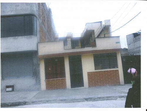 DE OPORTUNIDAD CASA EN BARRIONUEVO